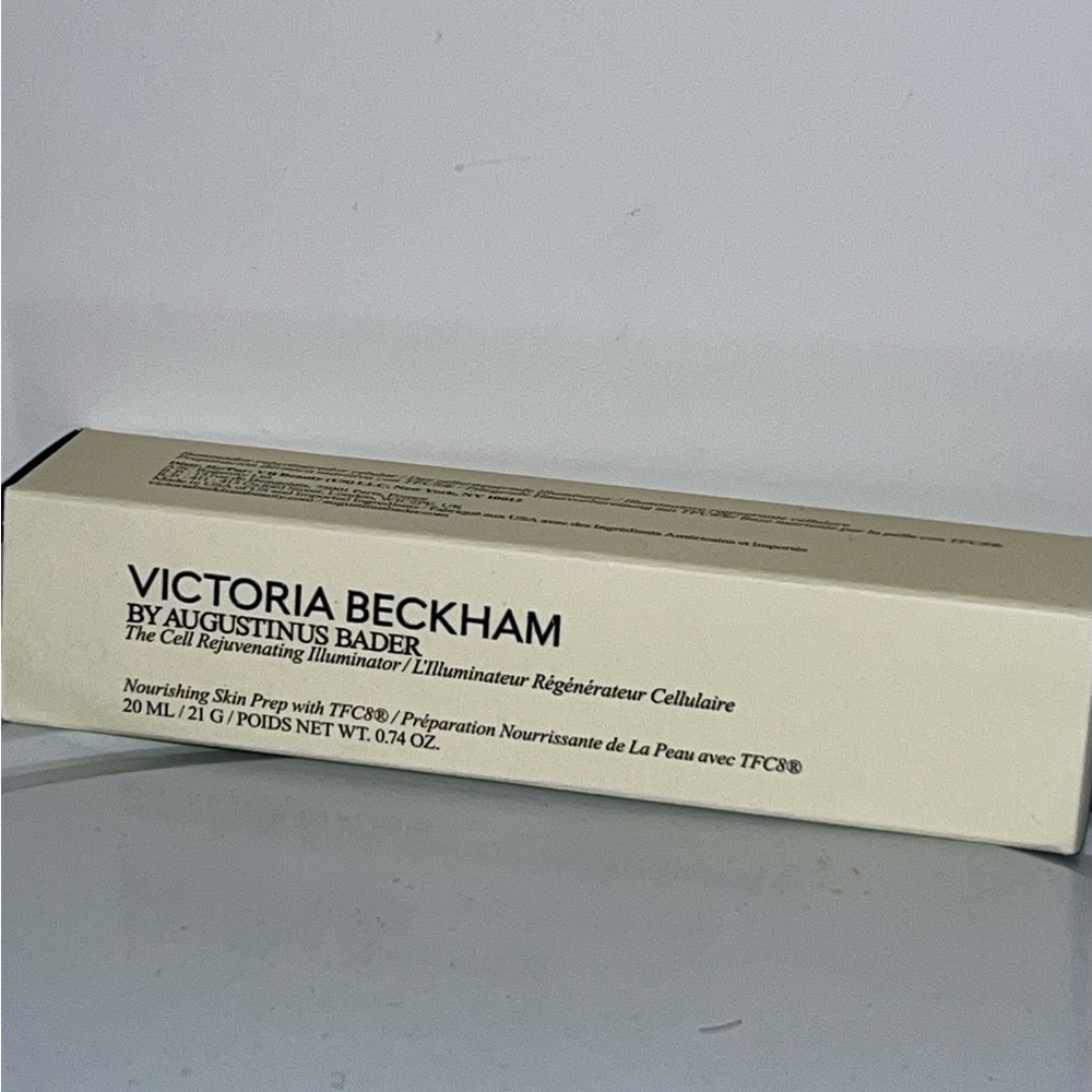 The cell Rejuvenating by Victoria Beckham Black Beauty Product - Picture 5 of 6